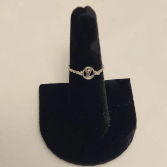 Authentic Louis Vuitton Silver Chain blooming strass ring Unique RARE
